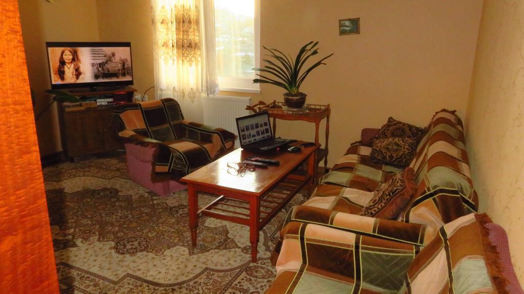 Apartment Erekle Боржомі Екстер'єр фото