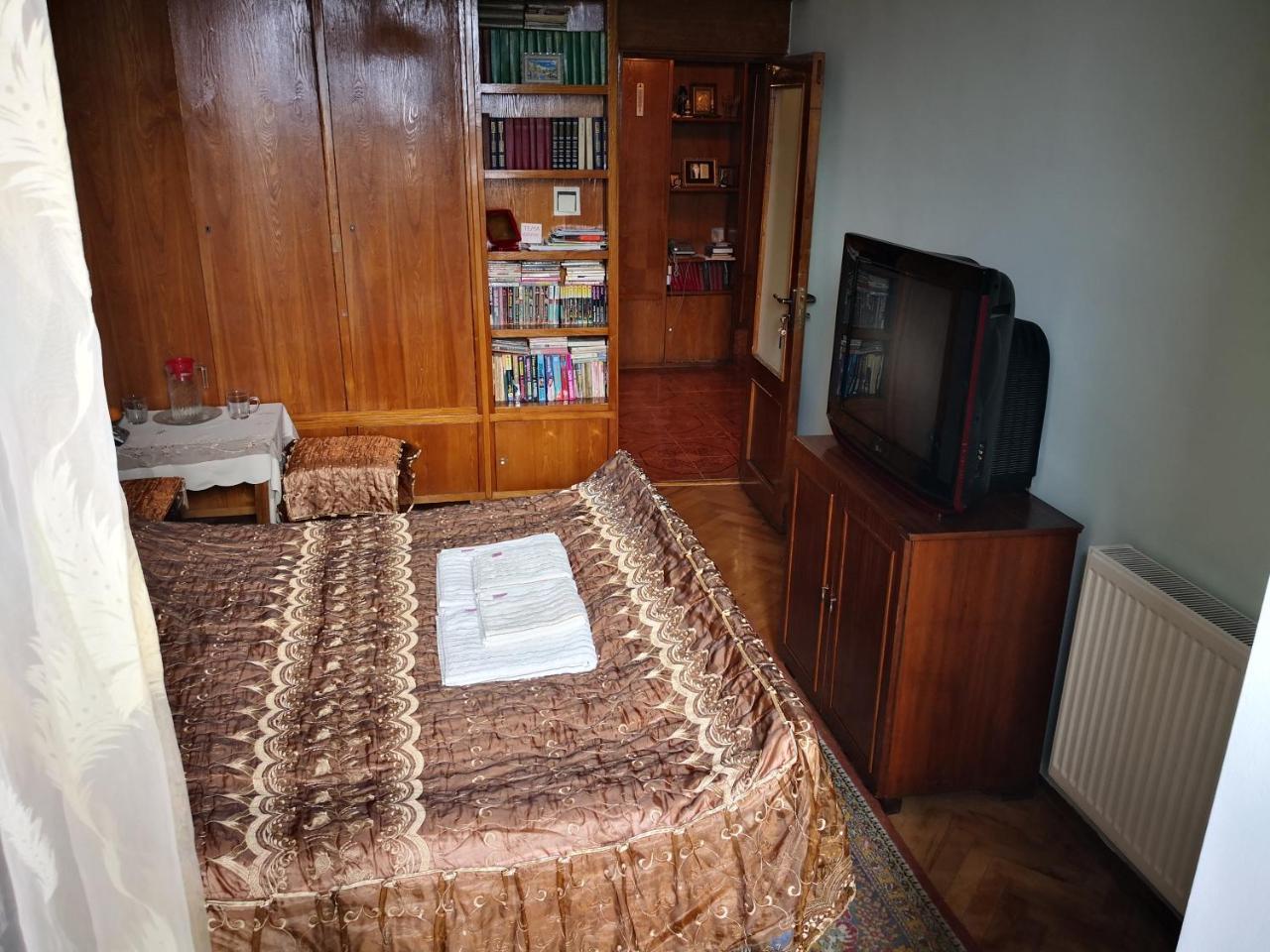 Apartment Erekle Боржомі Екстер'єр фото